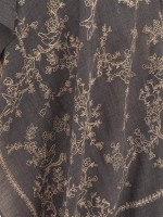 Темно-серый палантин из кашемира с вышивкой "Flowers&Birds"